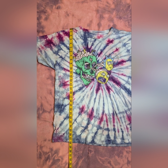 💀Rick and Morty Tie Dye Skull Tee trippy zombie neon large graphic unisex teen - Picture 7 of 7